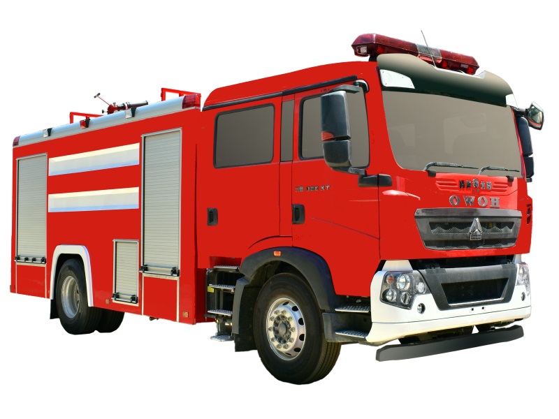 豪沃8吨泡沫消防车(手动变速箱) 
