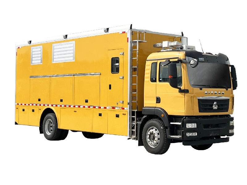 大流量排水抢险车